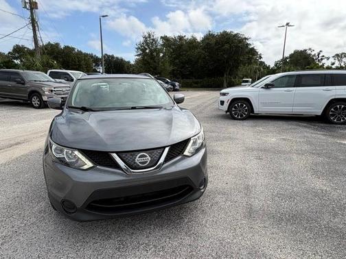 2018 Nissan Rogue Sport SV