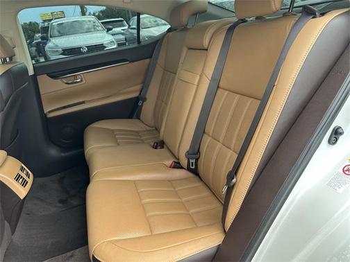 2017 Lexus ES 350 Base