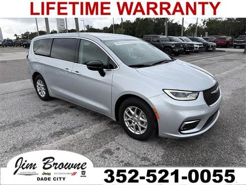 2024 Chrysler Pacifica Touring-L