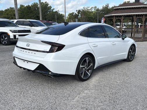 Quartz White 2022 Hyundai SONATA SEL Plus