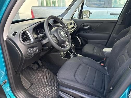 2022 Jeep Renegade Latitude