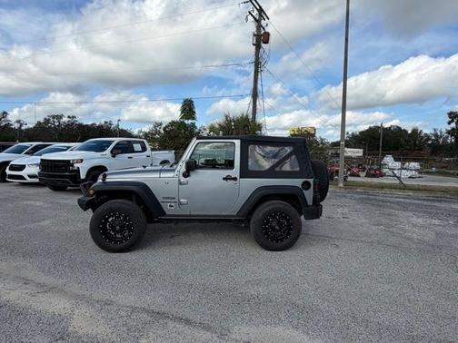 2017 Jeep Wrangler Sport