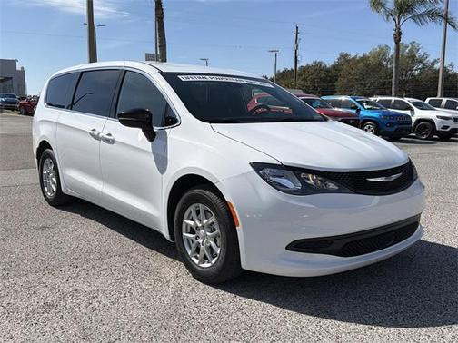2026 Chrysler Voyager LX