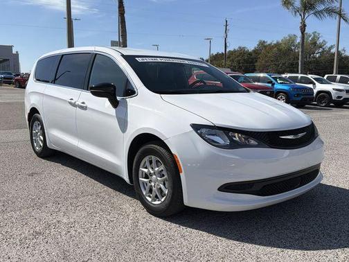 2026 Chrysler Voyager LX