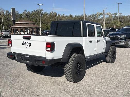 2026 Jeep Gladiator Sport