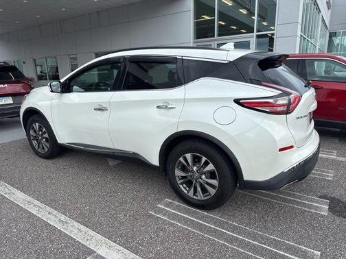 Pearl White 2017 Nissan Murano SV