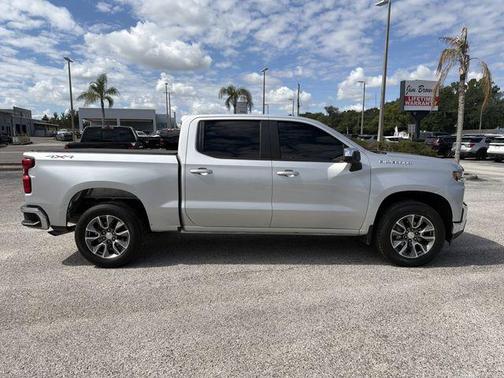 Silver Ice Metallic 2022 Chevrolet Silverado 1500 Limited LT