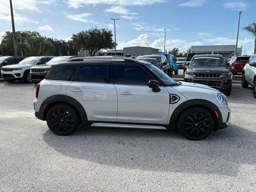 2022 MINI Countryman Cooper S