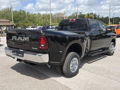 Diamond Black 2026 RAM 3500 Tradesman