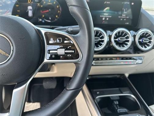2022 Mercedes-Benz GLA 250 Base