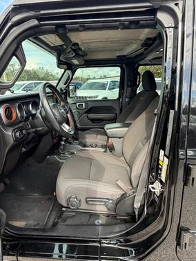 2023 Jeep Gladiator Mojave