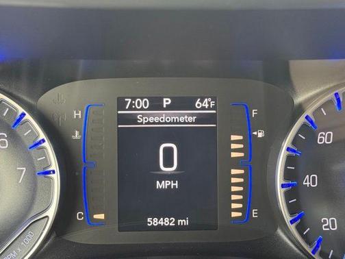 Brilliant Black Crystal Pearlcoat 2018 Chrysler Pacifica Touring Plus