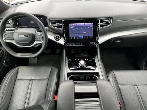 2023 Jeep Wagoneer Series II