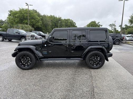 2022 Jeep Wrangler Unlimited 4xe Sahara