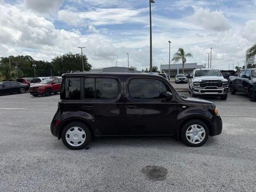 Bitter Chocolate 2013 Nissan Cube 1.8 S