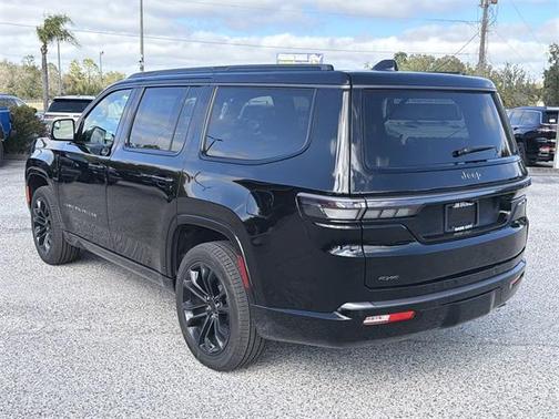 2026 Jeep Grand Wagoneer 