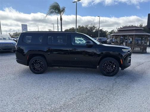 2026 Jeep Grand Wagoneer 