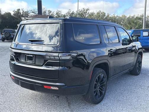 2026 Jeep Grand Wagoneer 