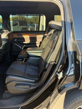 2022 Jeep Grand Cherokee L Summit