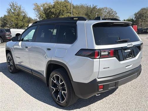 2026 Jeep Cherokee Overland