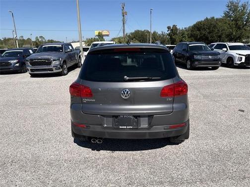 2016 Volkswagen Tiguan SE