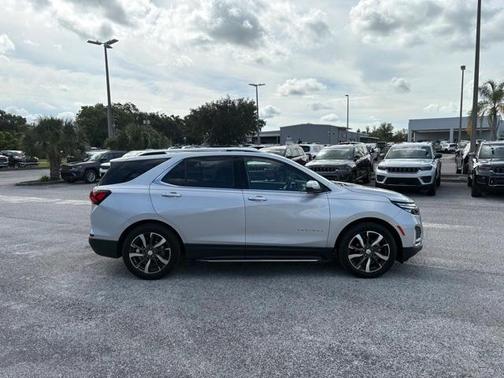 2022 Chevrolet Equinox Premier