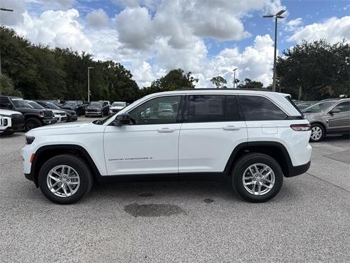 2025 Jeep Grand Cherokee Laredo X