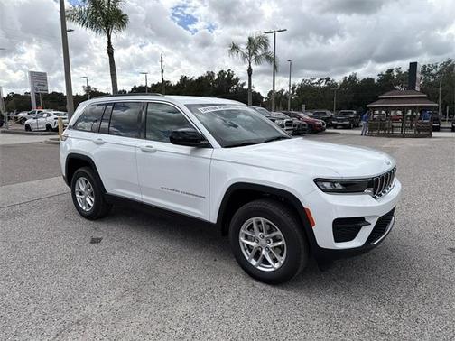 2025 Jeep Grand Cherokee Laredo X