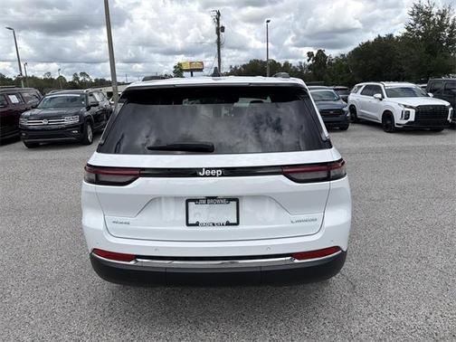 2025 Jeep Grand Cherokee Laredo X