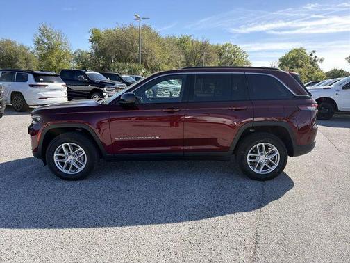 2025 Jeep Grand Cherokee Laredo X