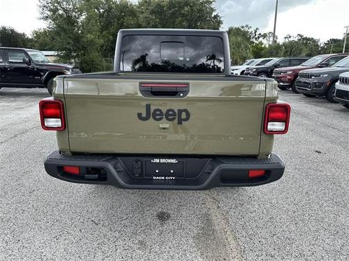 2025 Jeep Gladiator Sport