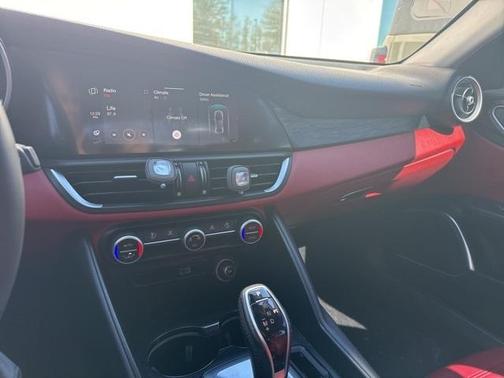 2020 Alfa Romeo Giulia Base