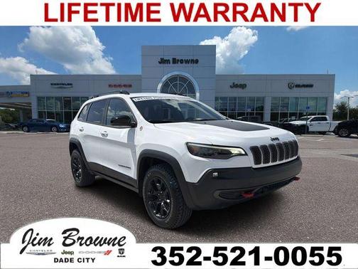 Bright White Clearcoat 2022 Jeep Cherokee Trailhawk