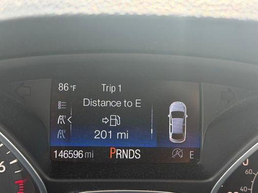 Oxford White 2018 Ford Escape SE