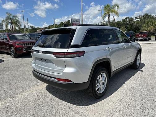 2025 Jeep Grand Cherokee Laredo X