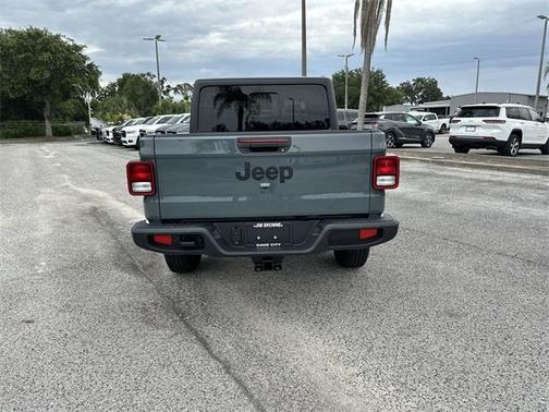 2025 Jeep Gladiator Sport
