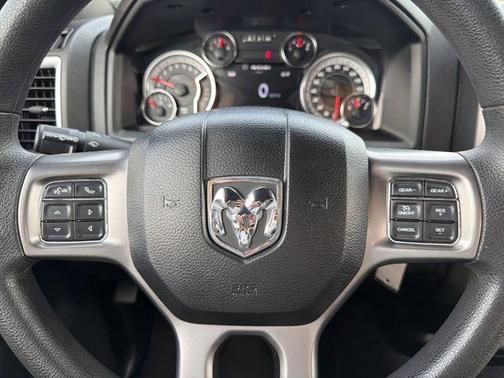 Billet Silver Metallic Clearcoat 2021 RAM 1500 Classic SLT