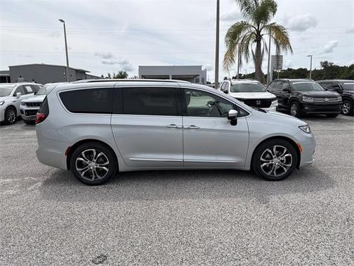 2026 Chrysler Pacifica Pinnacle