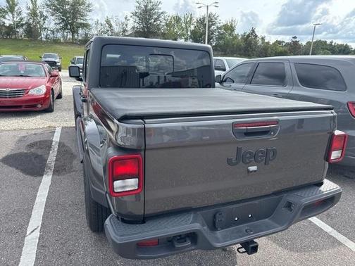 2024 Jeep Gladiator Sport