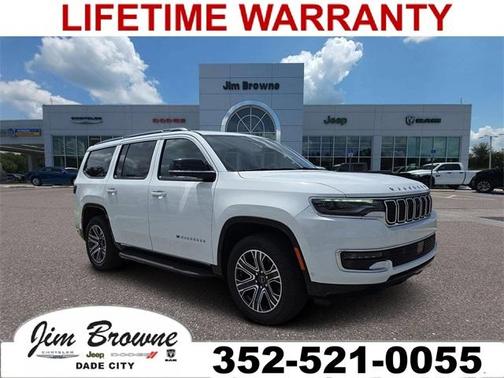 2025 Jeep Wagoneer Base