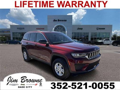 2025 Jeep Grand Cherokee Laredo