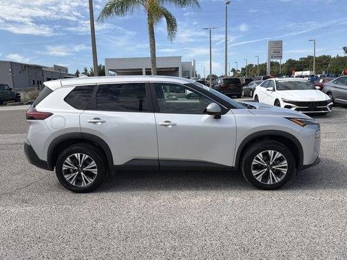 Brilliant Silver Metallic 2023 Nissan Rogue SV