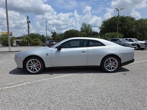2024 Dodge Charger Daytona Scat Pack