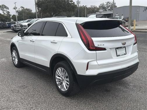 2024 Cadillac XT4 Luxury