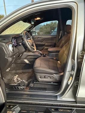 2025 Chevrolet Colorado LT