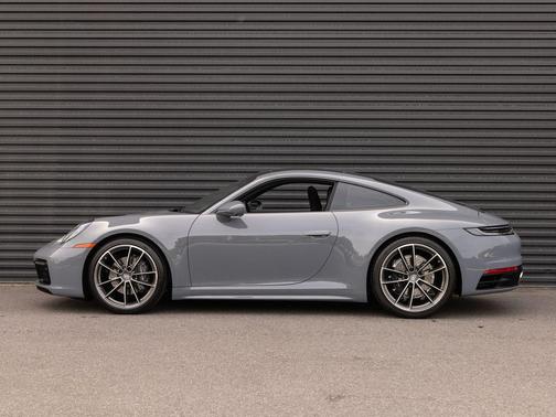 2024 Porsche 911 Carrera