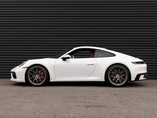 2020 Porsche 911 Carrera 4S