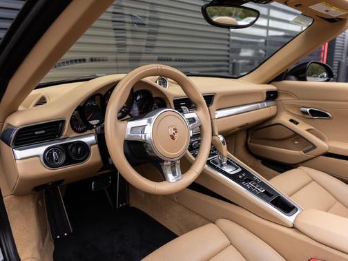 2012 Porsche 911 Carrera