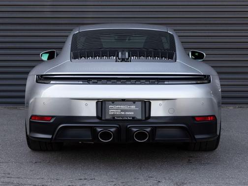 2026 Porsche 911 Carrera GTS