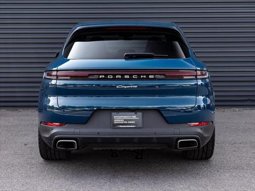 2024 Porsche Cayenne Base